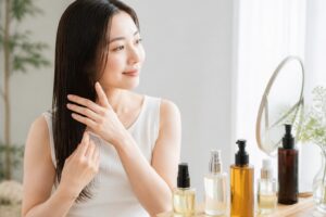 ヘアオイルを使うべき時期は？髪質に合う使い方も解説？